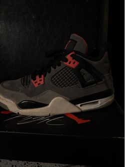 jordan 4s size 4