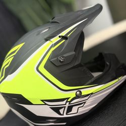 Fly Racing Kinetic Verdict Helmet - Riding Helmet for Dirt Bike, MTB, BMX and Motorcycle Riding 