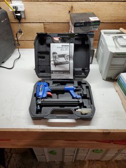 Delta DBS125 18ga Brad Nailer / Stapler 