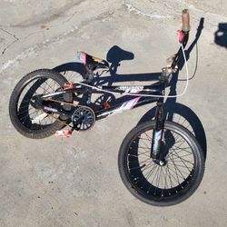 Girls Kent BMX Bike 18inch Wheels