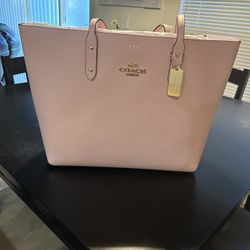 Brand New Beautiful Coach Purse With Tags.  