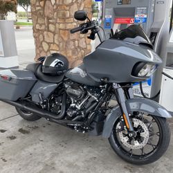 2022 Harley Davidson Road Glide