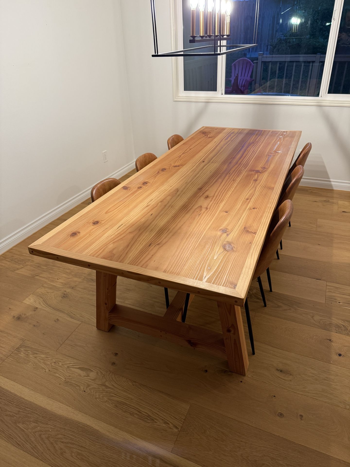 Dining Table (8 Person) 