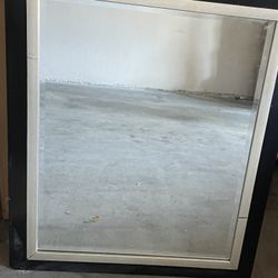 2 Mirrors