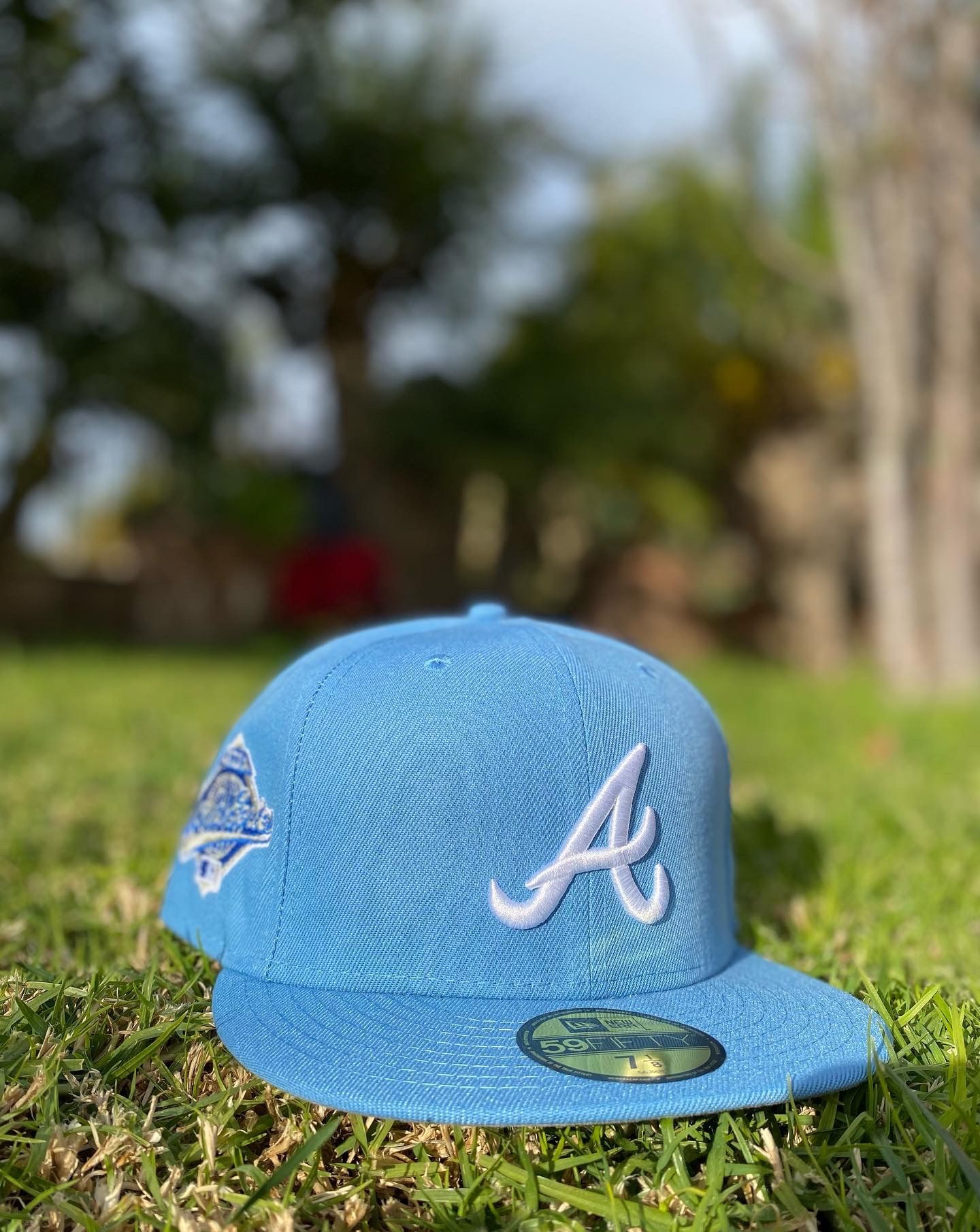 ATLANTA BRAVES 150TH ANNIVERSARY PATCH VICE BLUE HOT PINK BRIM CAP SIZE 7  1/2 for Sale in Santa Ana, CA - OfferUp