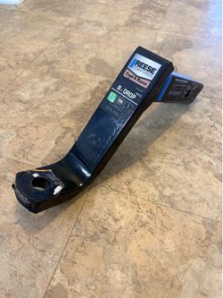 Tow Hitch with 8” Drop