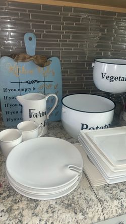 Farmhouse Kitchen Decor and Dishware Set