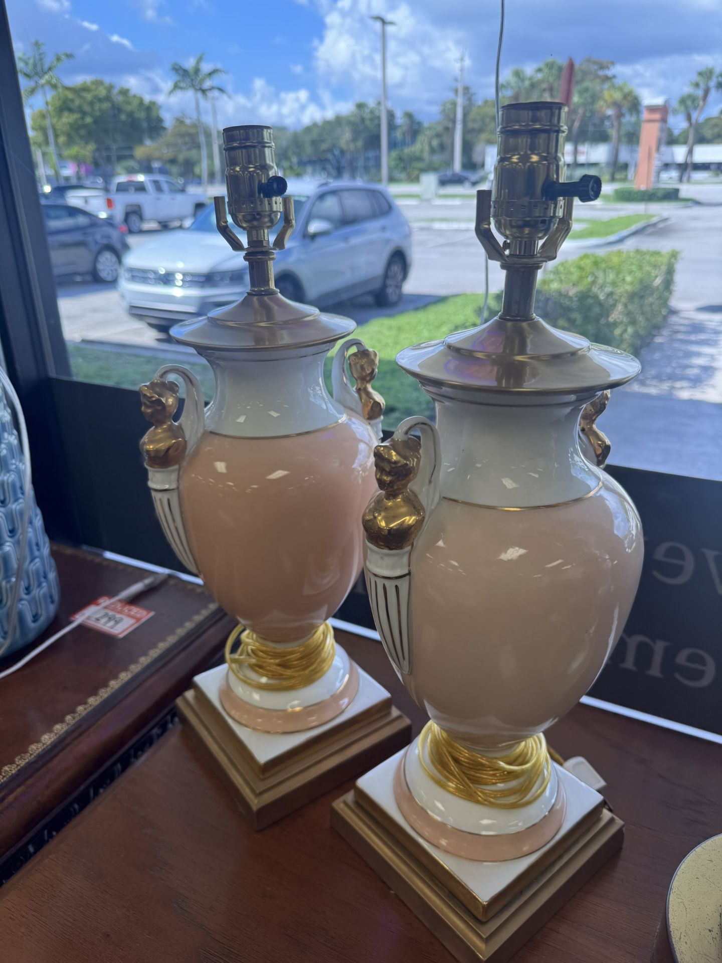 Pair of Mid 20th Century Peach and White Frederick Cooper Porcelain Table Lamps - Excellent Condition