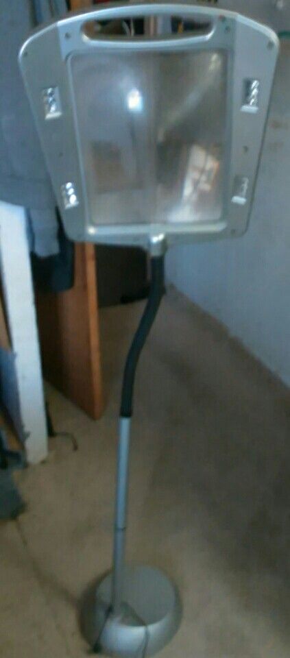 Daylight 24 10 In Magnifier Reading Floor Lamp With Led Light For Daylight 24 10 In Magnifier Reading Floor Lamp With Led Light