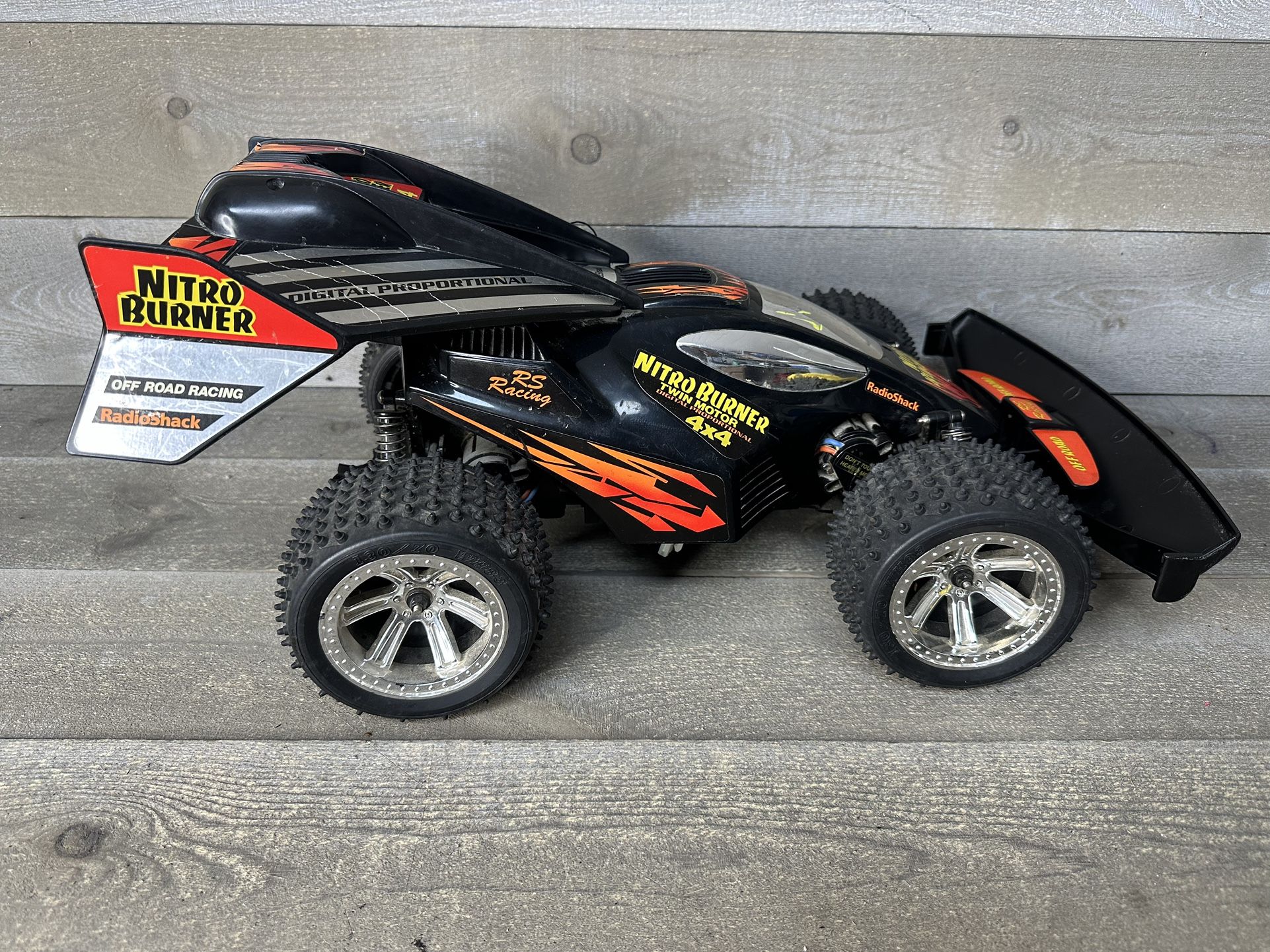 Radio Shack Nitro Burner Vintage Twin Motor Remote Off Road 4x4 RC Untested