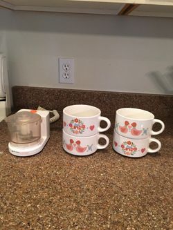 Electric chopper and for soup bowls