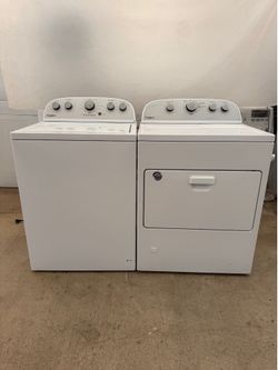 Whirlpool washer dryer gas  laundry set