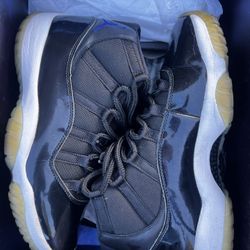 Jordan 11 Space Jams (2016)