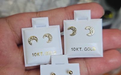 Oro 10K fábrica Italiana  ( el precio es por 2 pares)