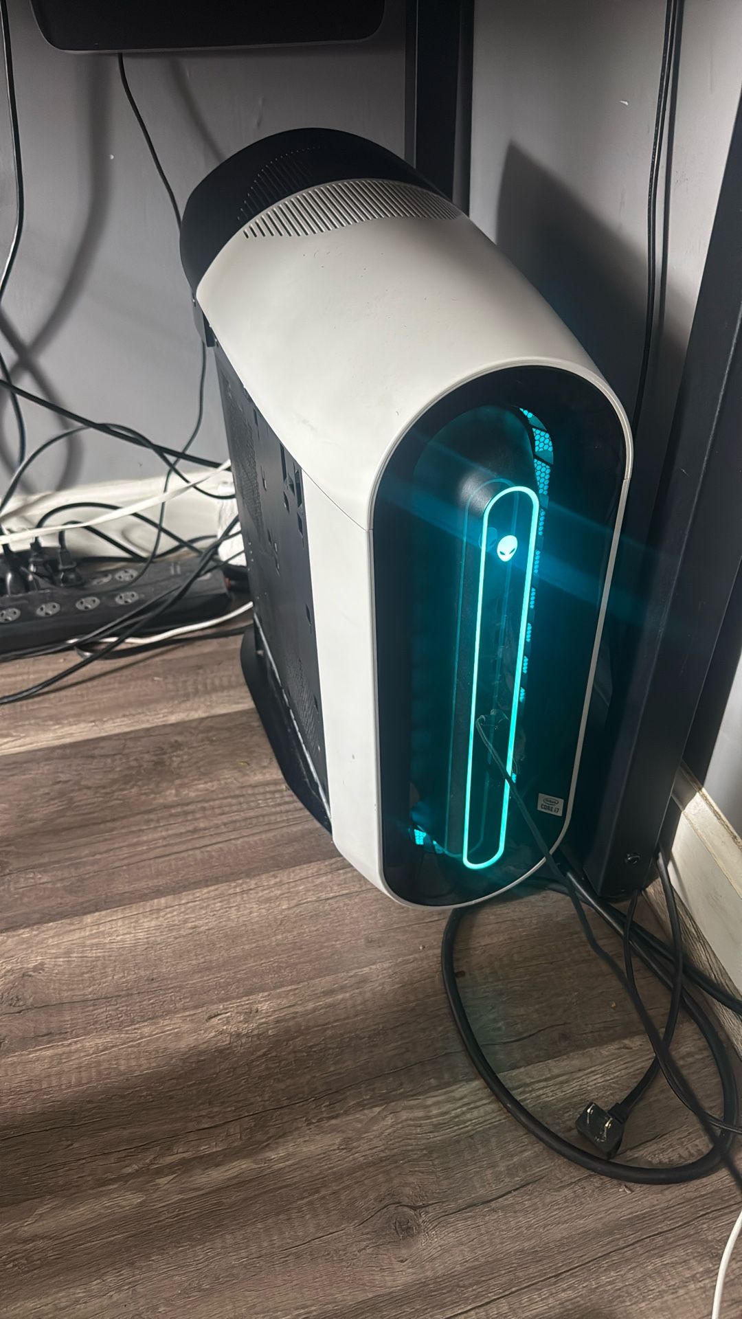 Alien Ware Aurora R12