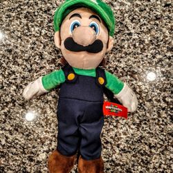 Universal Studios Hollywood Super Nintendo World Luigi Medium Plush