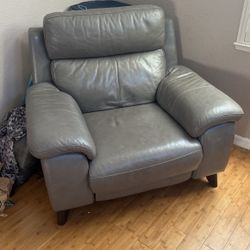 Electronic Lounging La-Z-boy