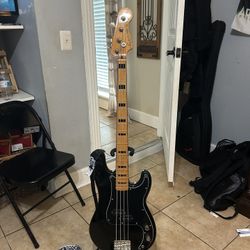 Squire Classic Vibe P Bass