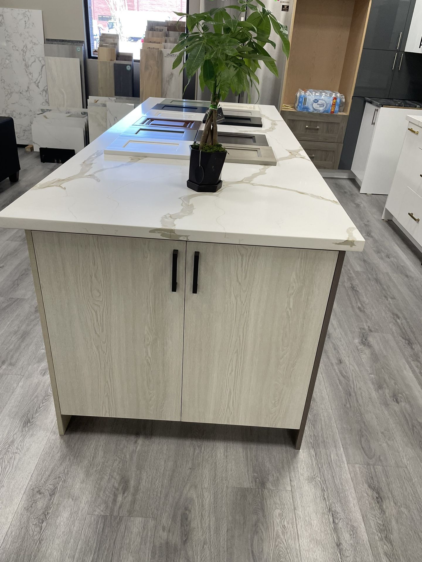 Amazing Kitchen Cabinets. Pick Your Style