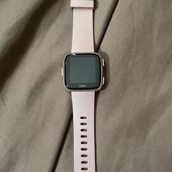 Fitbit Versa 2 Smartwatch 