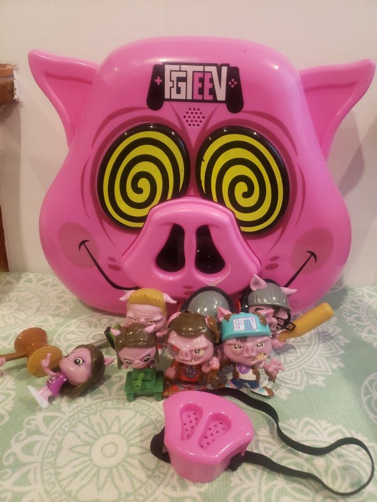 FGTeev Psycho Pig Play Set Sounds 7 Exclusive Figures A2