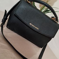 MK Purse