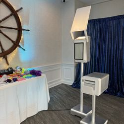 Photo Booth And Printer 