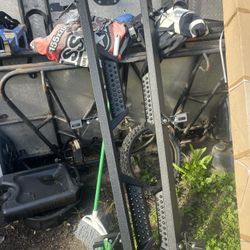 jeep wrangler running boars!