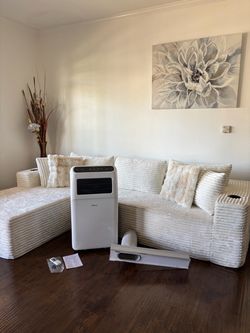 PORTABLE AC 10,000 btu, LIKE NEW