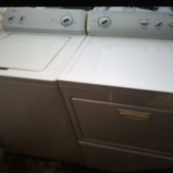 Kenmore 500 Washer 700 Dryer Gas Set