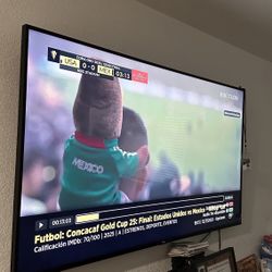 Tv, Table, Radio