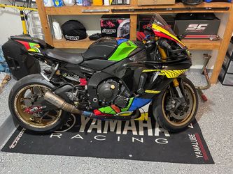 2022 Yamaha R1 60th Anniversary Edition