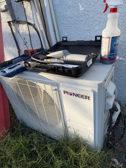 Mini split systems - Minisplit  - Splitter - Ac unit - Air conditioning  - Aire acondicionado