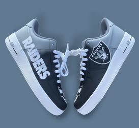 Custom Raider AF1’s 