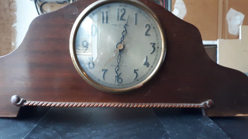 Vintage GE clock