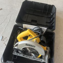 BRAND NEW DeWalt Circular Saw 