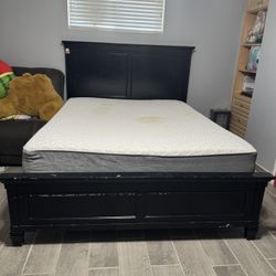Queen Bed & Dresser 