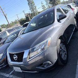 2015 Nissan Pathfinder 