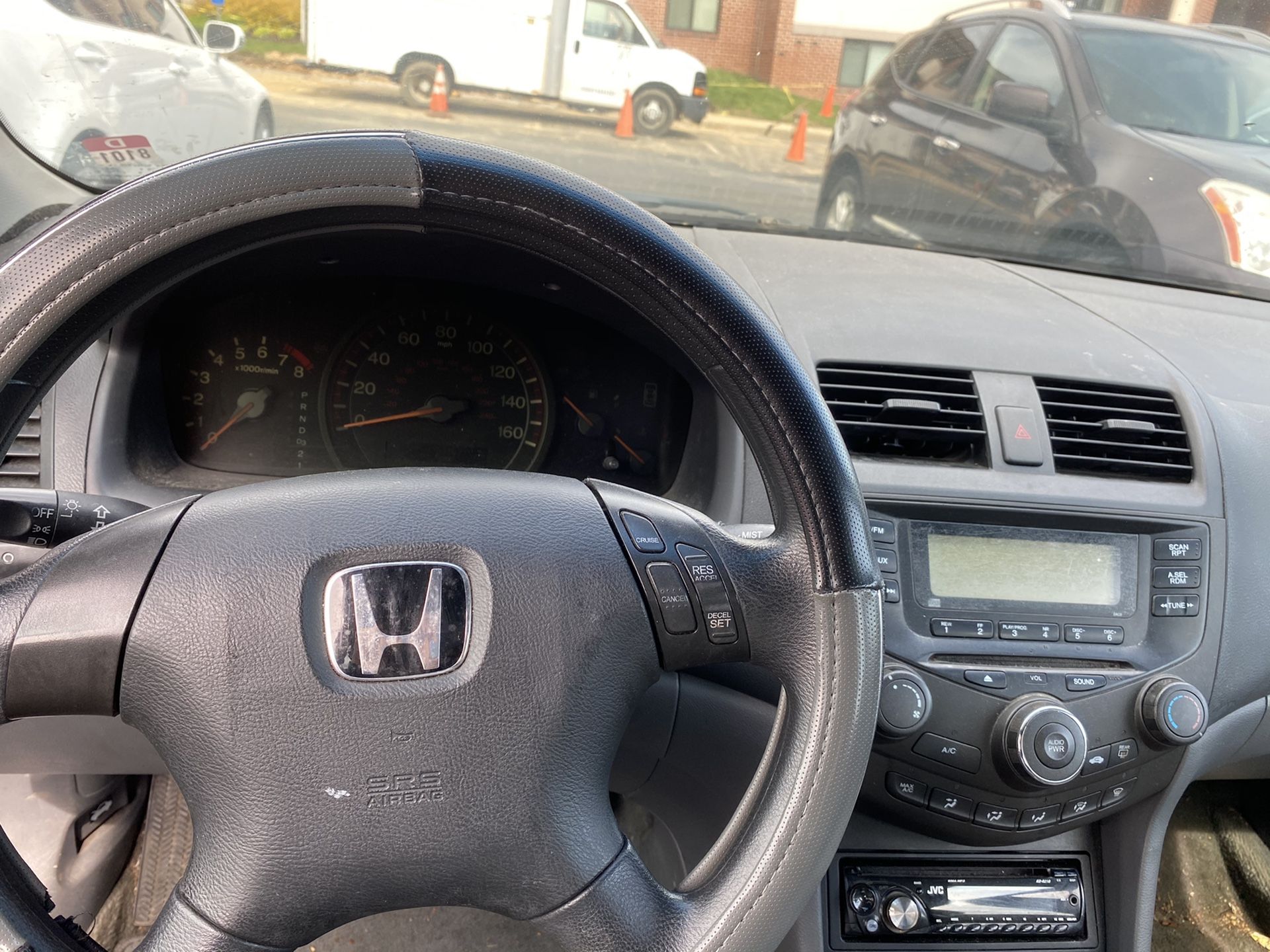 Honda Accord $950 2003 runs good 21100 miles nothing wrong with it just need door pannel beind driver side