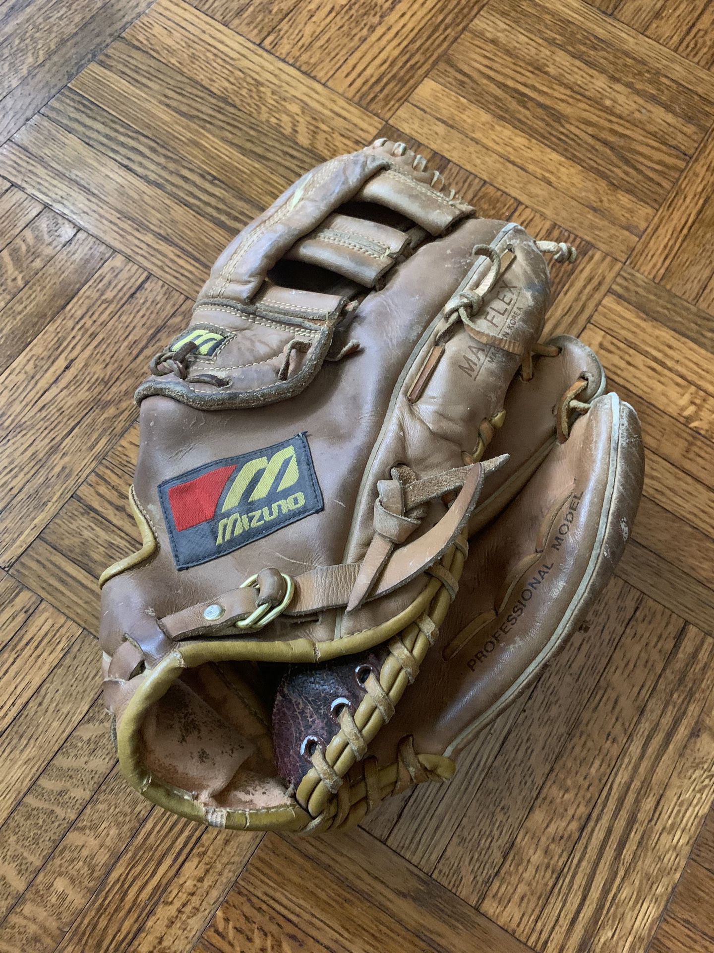 Mizuno MT4500 Baseball Glove Mitt Leather 12.5” RHT