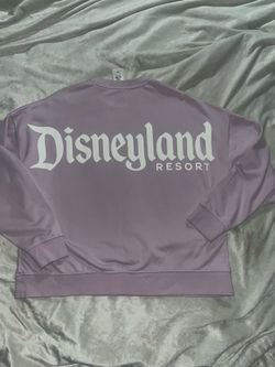 Disneyland SZ. Medium women’s
