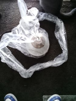 Ceiling light fixture