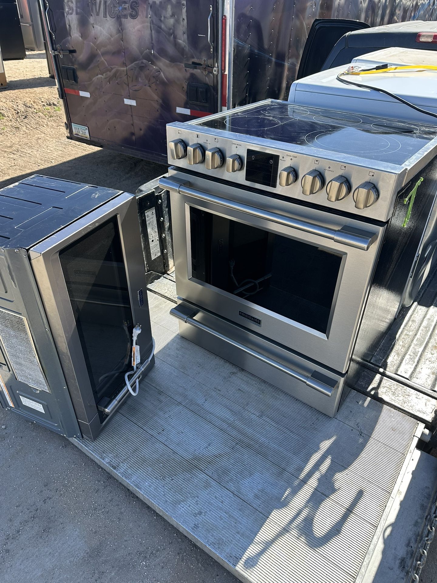 Frigidaire Professional And Electric Range