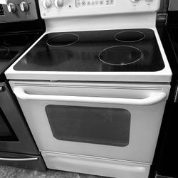 White Glass Top Range, Stove , Estufa