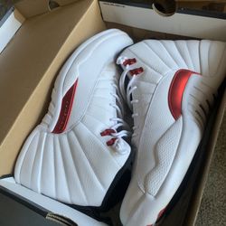 Air Jordan 12 Retro / Size 13 (fits Like 12.5)