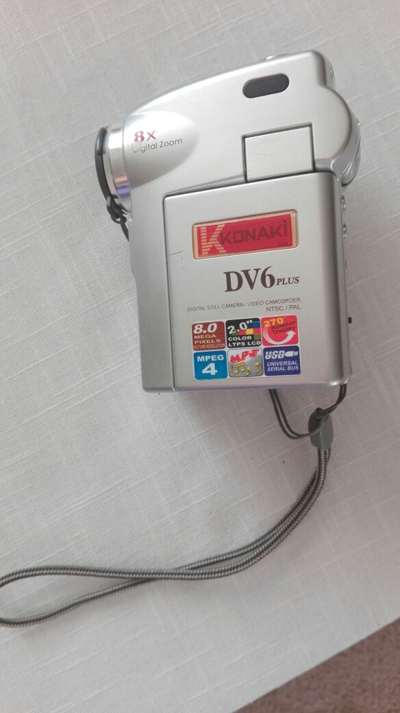 Konaki dv6 plus camcorder/digital still camera