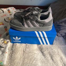 Limiter Edition Adidas Sambas 