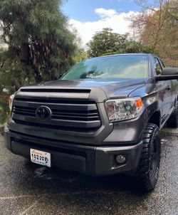 2015 Tundra SR GRILL only