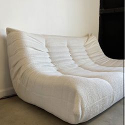 Designer Chair Togo Mid Century Modern Italian Vintage Style Floor Sofa
