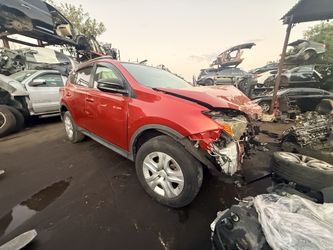 2015-2018 TOYOTA RAV4  FOR PART ONLY 